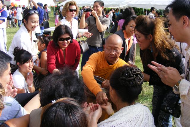 kermessselaoParis-010608 276.jpg